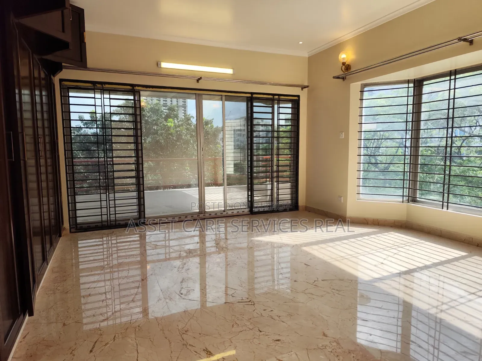 4 Bedroom Apartment in Gulshan for Rent
