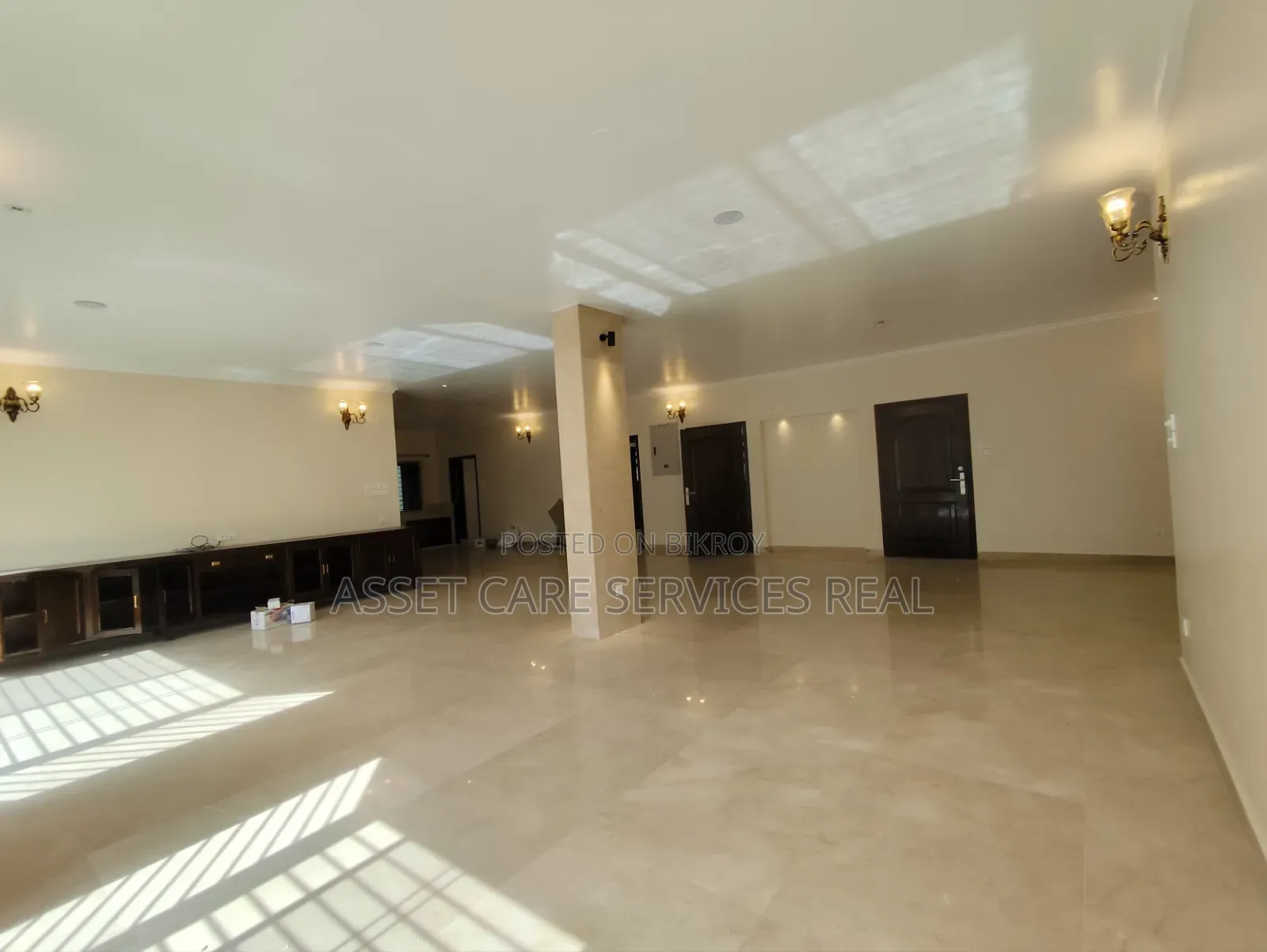 4 Bedroom Apartment in Gulshan for Rent