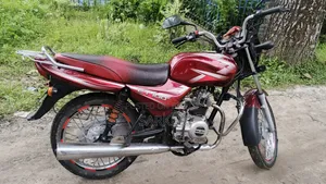 বাজাজ সিটি ১০০ ২০১৩ লাল