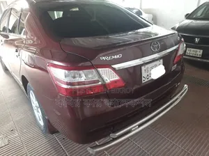 Toyota Premio 2014 Maroon