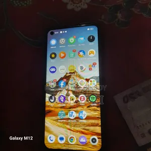 রিয়েলমি ১০ ১২৮ জিবি কালো