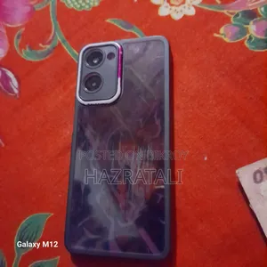 রিয়েলমি ১০ ১২৮ জিবি কালো