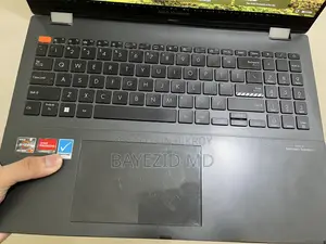 Laptop Asus Vivobook 16 24GB AMD Ryzen 7 SSD 512GB