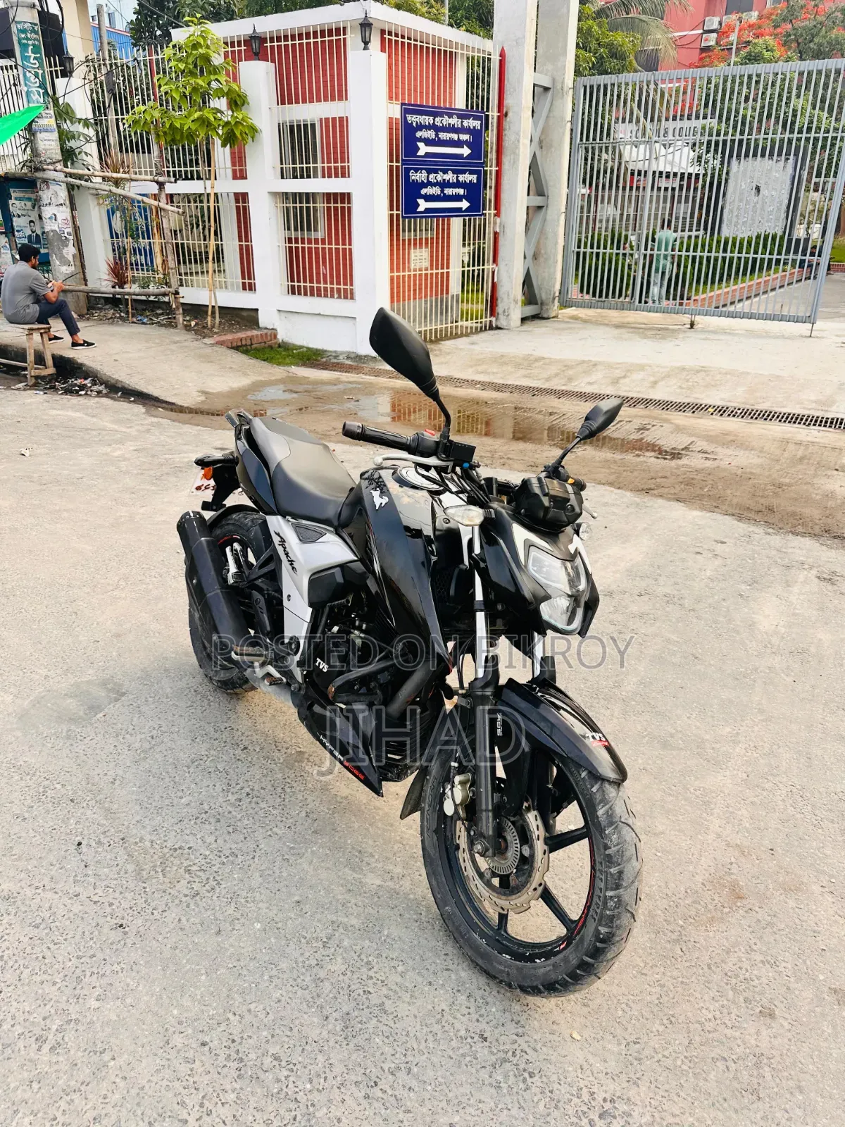 TVS Apache RTR 160 4V 2021 Black
