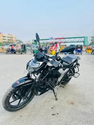 TVS Apache RTR 160 4V 2021 Black
