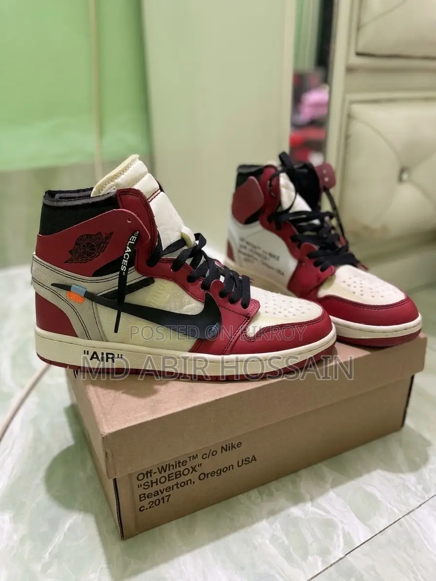 Air Jordan 1 Red High Sneakers Chicago