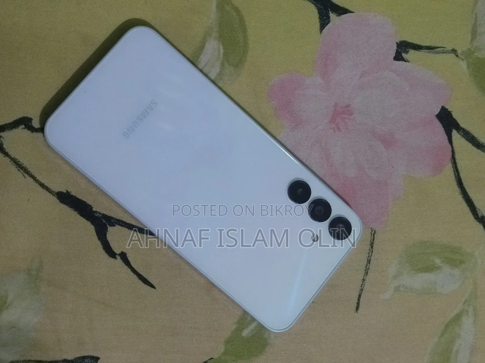 স্যামসাং গ্যালাক্সি এ১৫ ১২৮ জিবি সাদা
