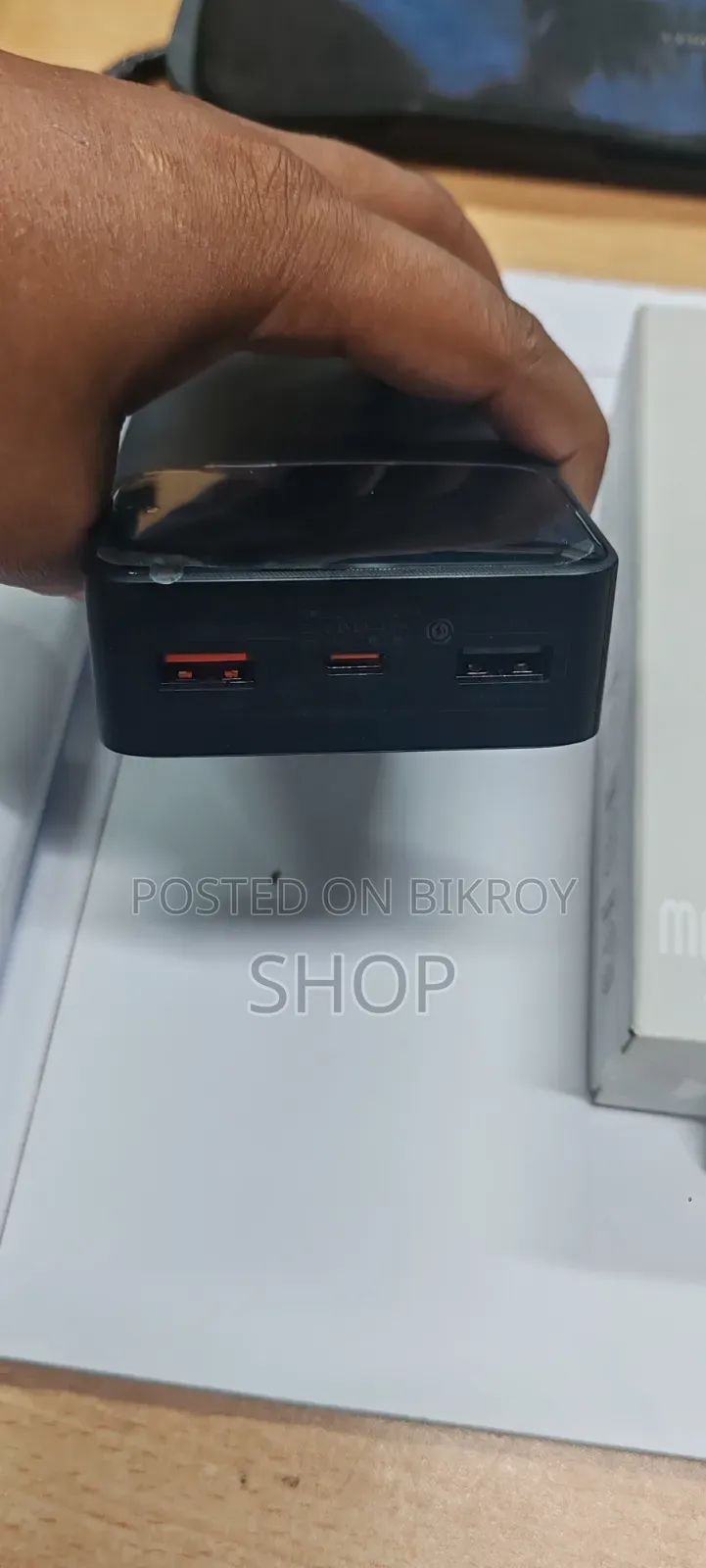অরজিনাল পাওয়ার ব্যাংক বিশ হাজার এম্পিয়ারের,