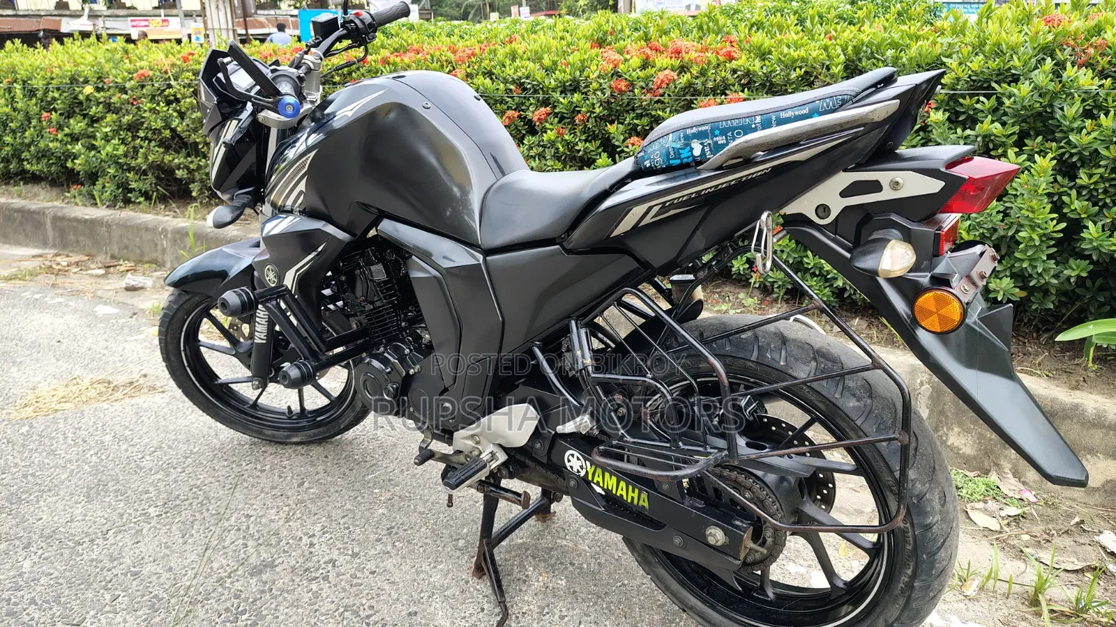 ইয়ামাহা এফজেডএস ভি২ ২০২৩ ব্ল্যাক