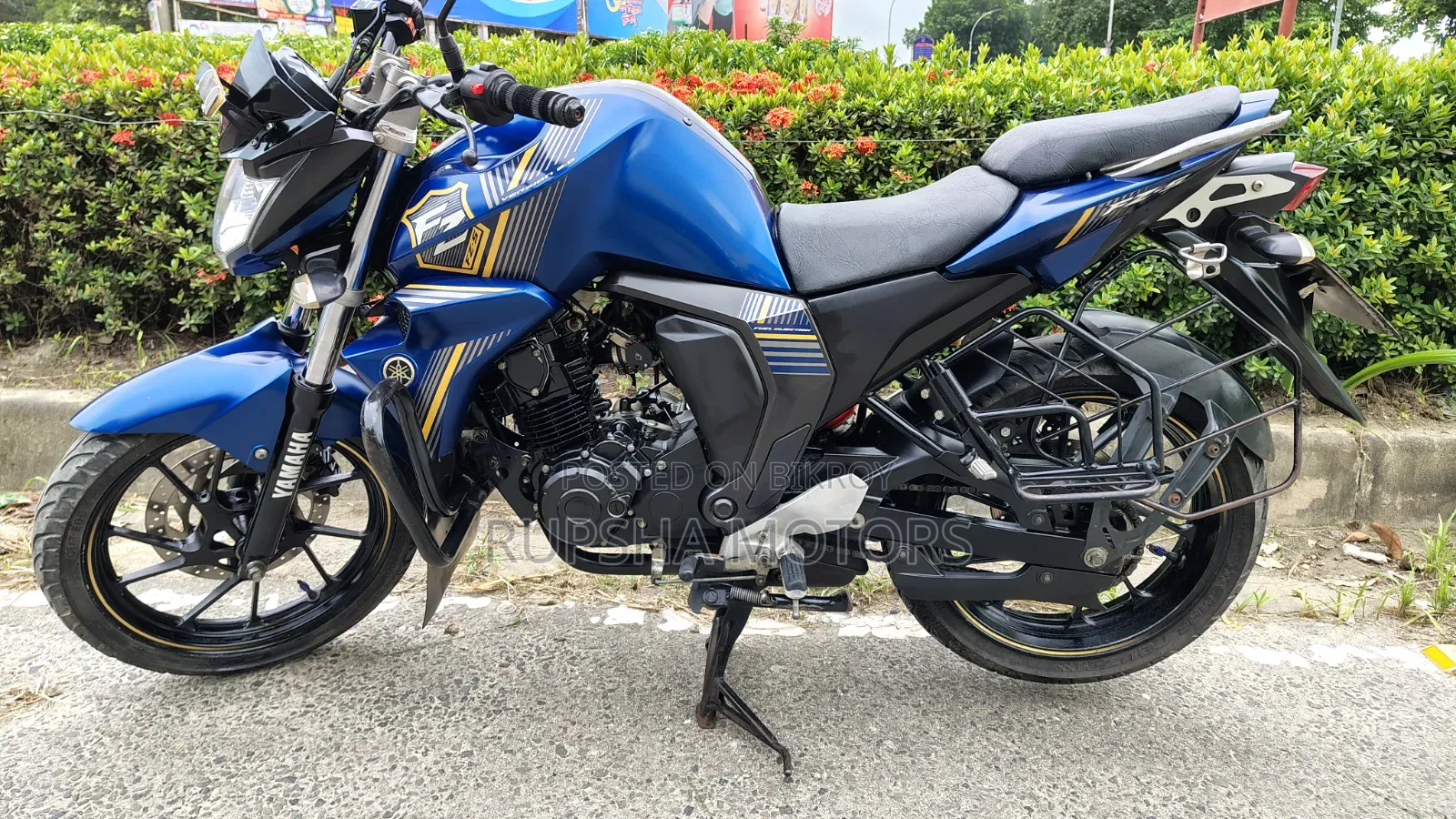 ইয়ামাহা এফজেডএস ভি২ ২০২৩ ব্লু