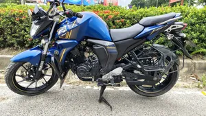 ইয়ামাহা এফজেডএস ভি২ ২০২৩ ব্লু