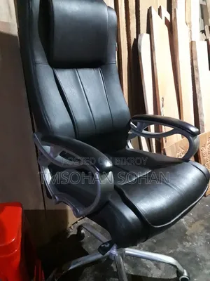 এক্সিকিউটিভ অফিস চেয়ার
