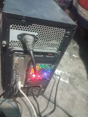 Desktop Computer 8GB AMD Ryzen SSD 128GB
