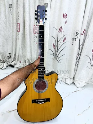 গিটার বিক্রি হবে