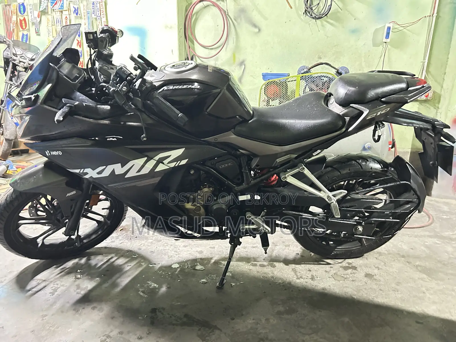 Hero Karizma XMR 210 2024 Black