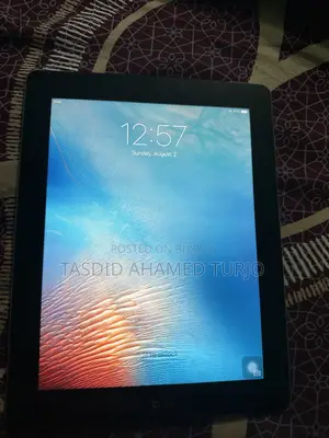 Apple iPad 2 Wi-Fi 16 GB Silver