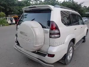 টয়োটা ল্যান্ড ক্রুজার প্রাডো ৩.০ ডি-৪ডি ৩ডিআর ২০০৫ পার্ল