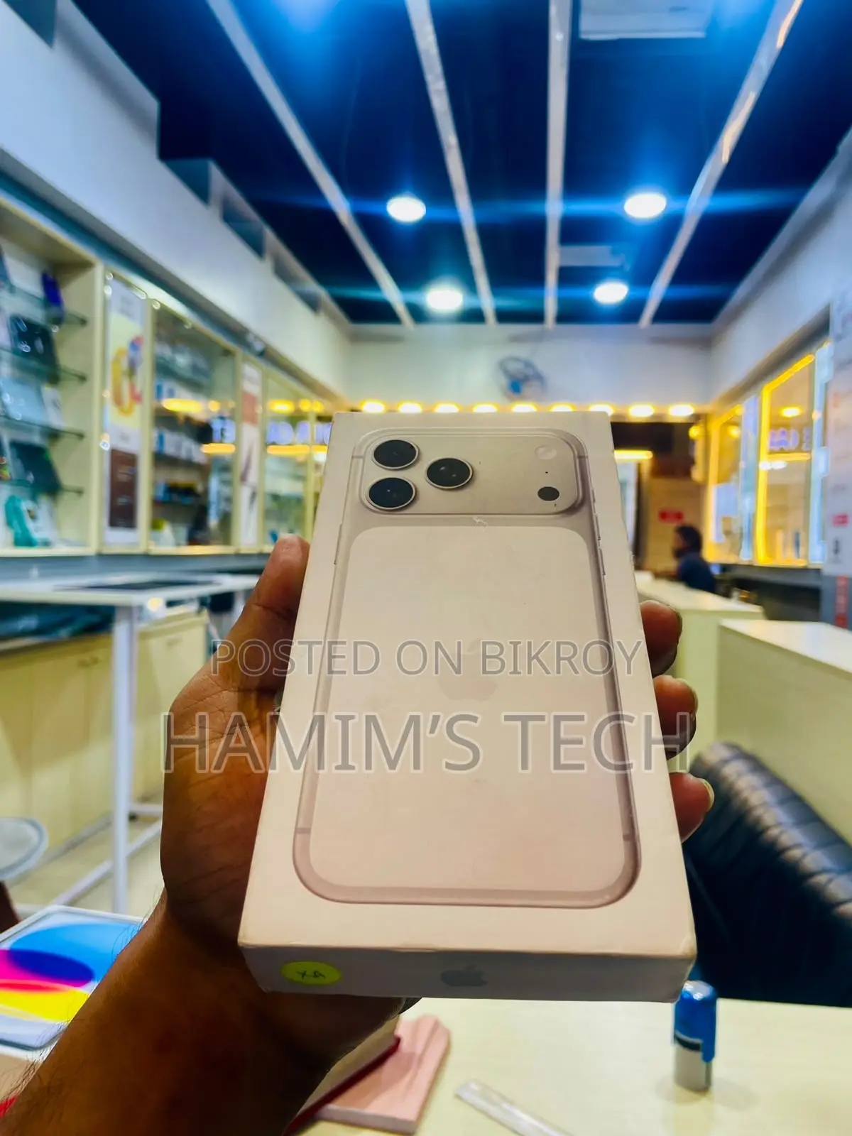 New Apple iPhone 17 Pro Max 1 TB Orange
