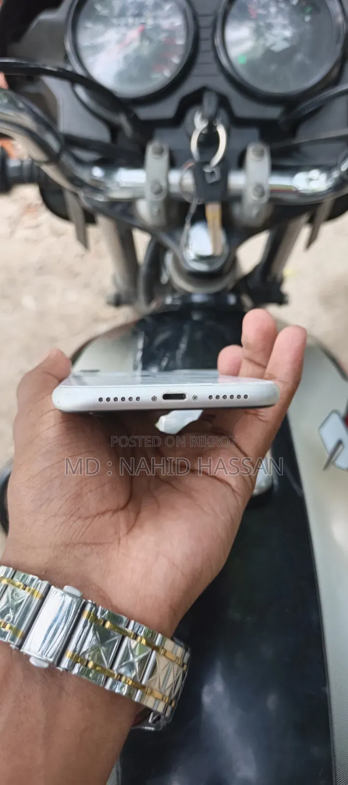 New Apple iPhone 11 128 GB White
