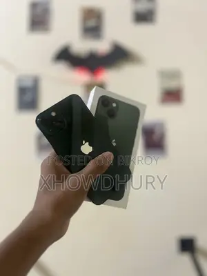 New Apple iPhone 13 128 GB Green