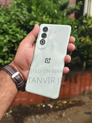 ওয়ানপ্লাস নর্ড সিই৪ ১২৮ জিবি