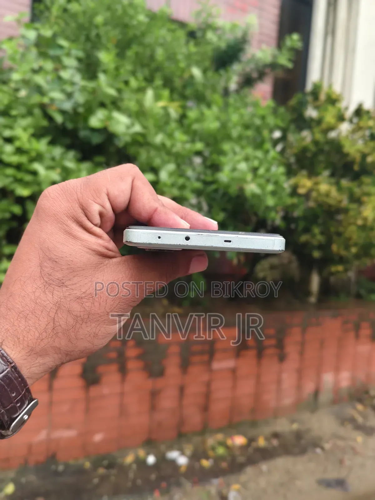 ওয়ানপ্লাস নর্ড সিই৪ ১২৮ জিবি
