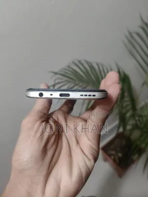 রিয়েলমি ৯ ১২৮ জিবি গোল্ড