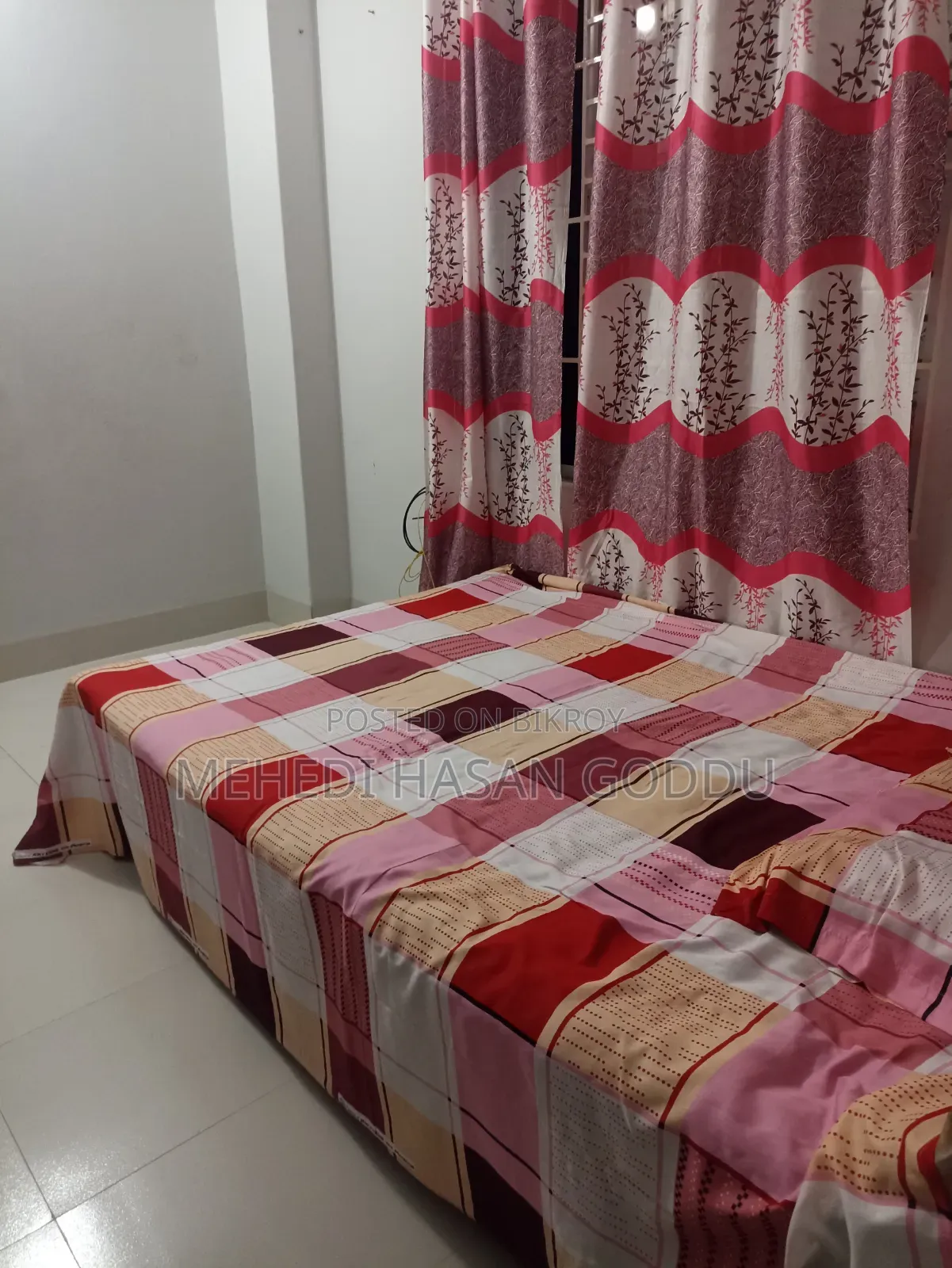 The bed has been used for only 15 days after purchase, absolutely like new