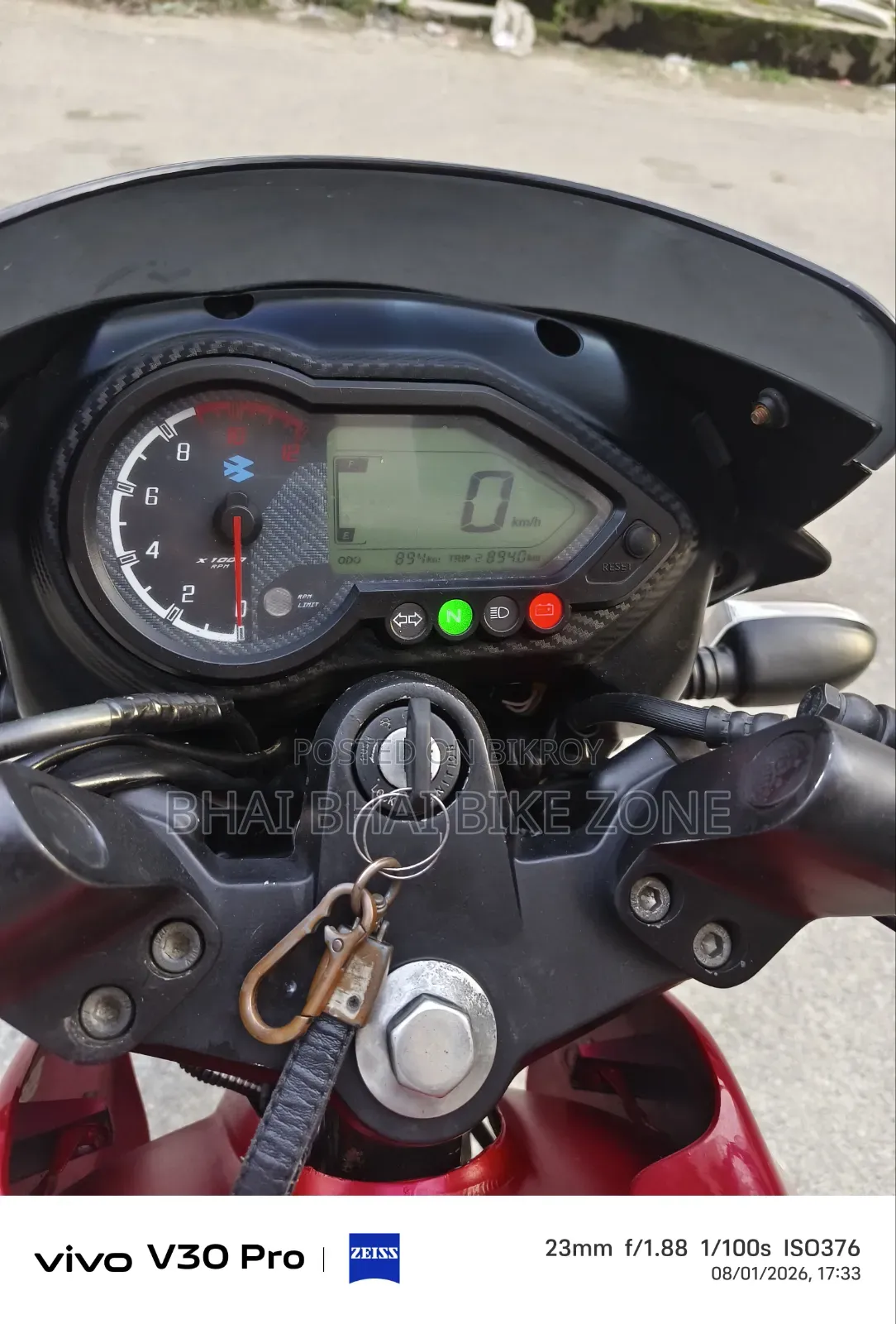 Bajaj Pulsar 150 2023 Red
