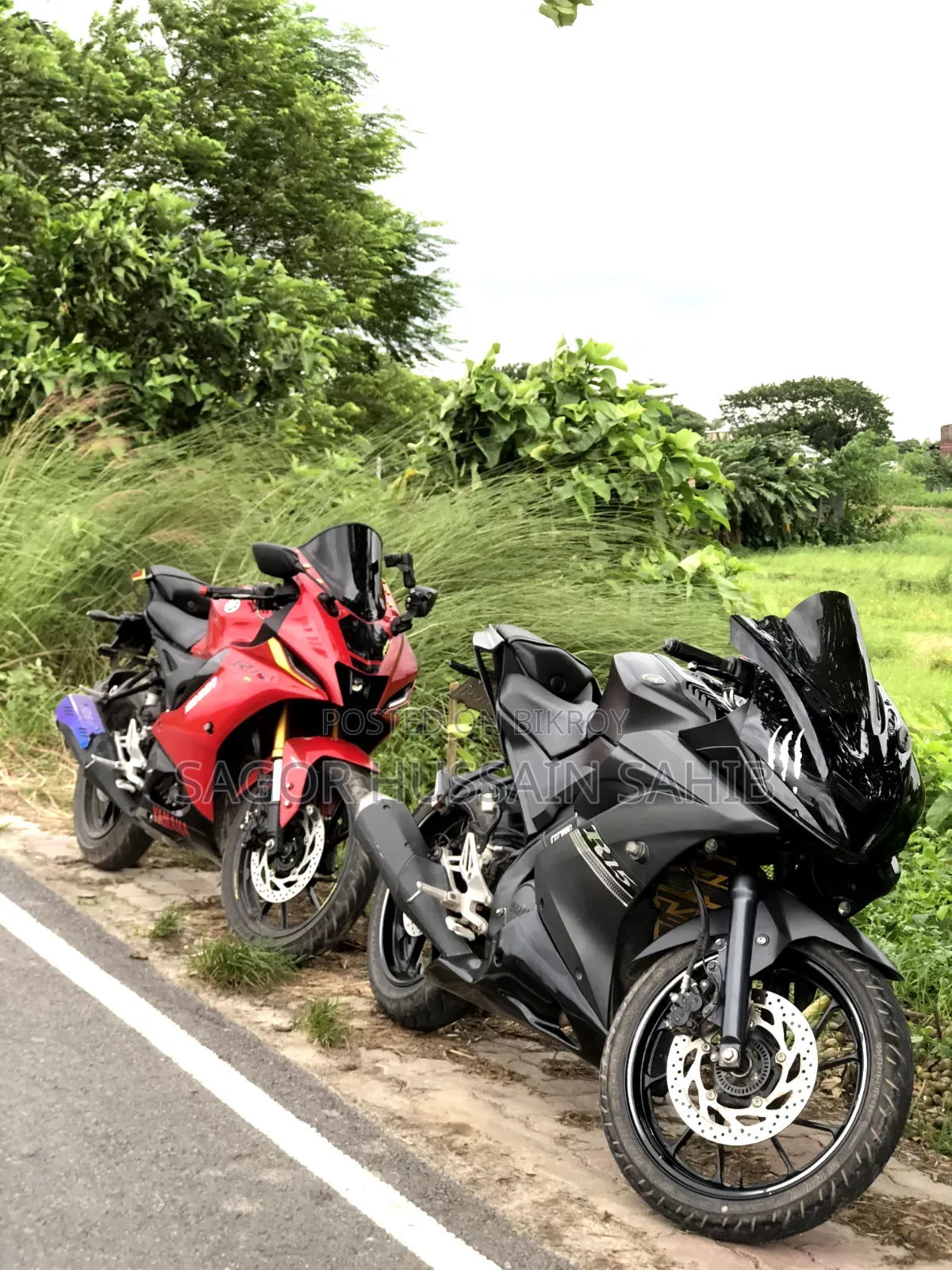 ইয়ামাহা আর১৫ ভি৩ ২০২২ কালো