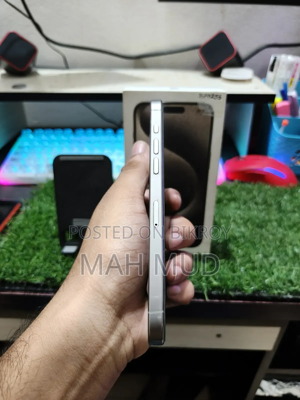 অ্যাপল আইফোন ১৫ প্রো ম্যাক্স ২৫৬ জিবি গ্রে