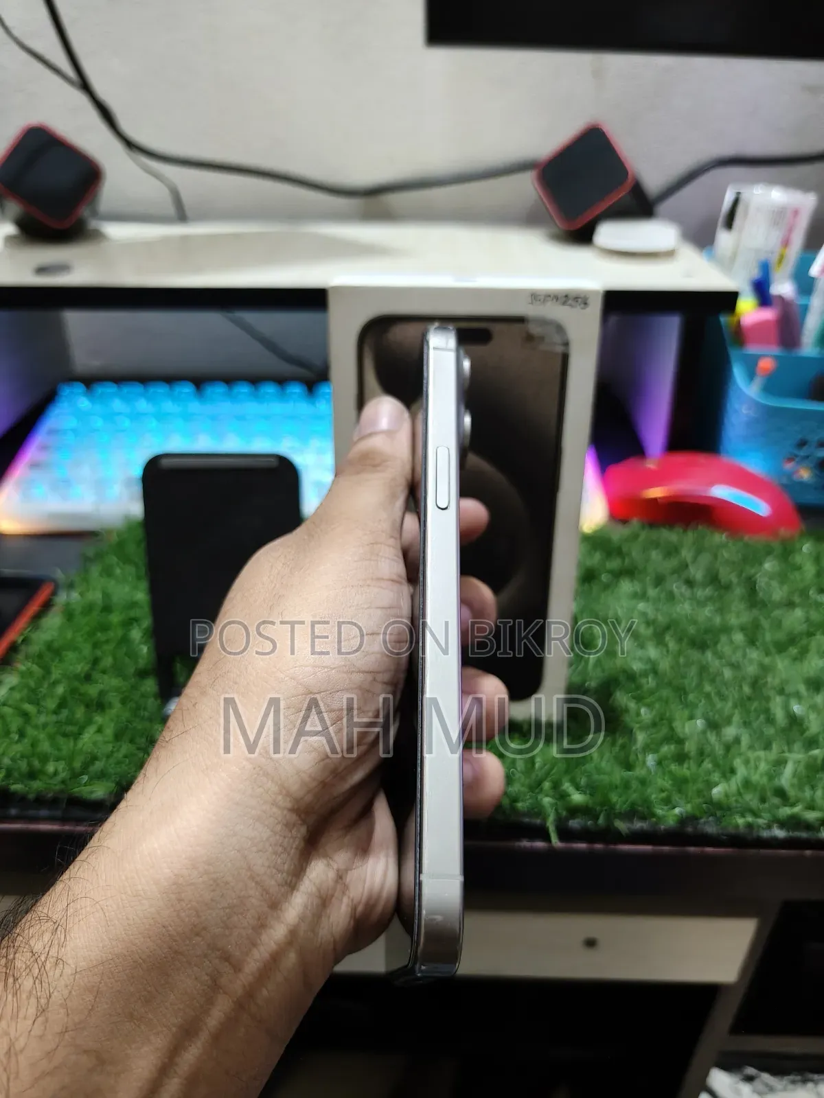 অ্যাপল আইফোন ১৫ প্রো ম্যাক্স ২৫৬ জিবি গ্রে