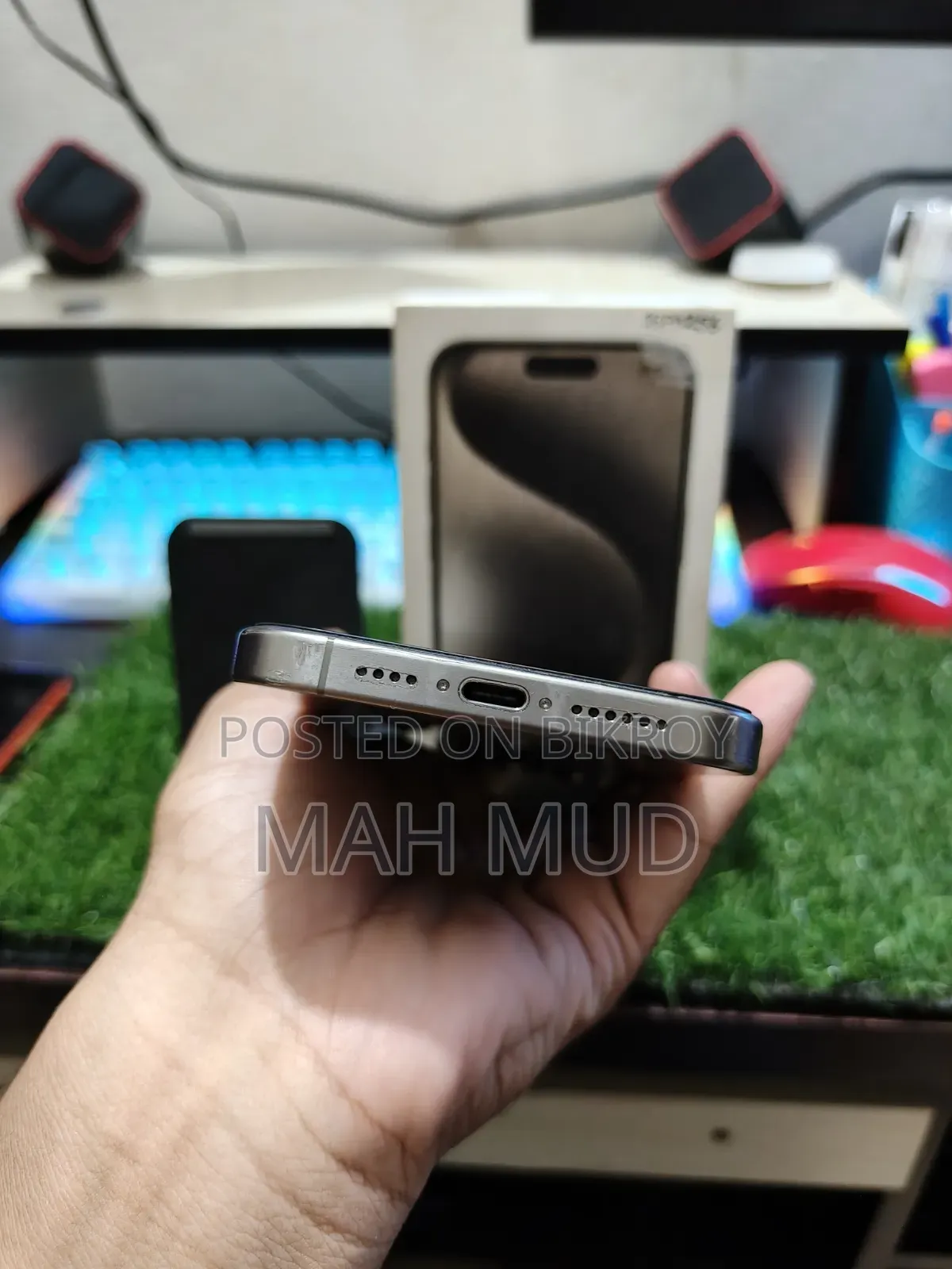 অ্যাপল আইফোন ১৫ প্রো ম্যাক্স ২৫৬ জিবি গ্রে