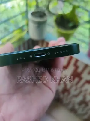 Apple iPhone 13 128 GB Green