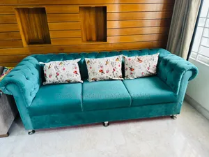 ব্যবহৃত ৩ আসনের সোফা !!