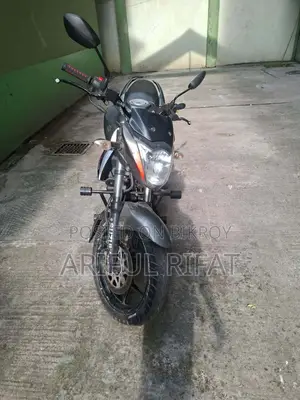 সুজুকি গিক্সার ২০১৬ গ্রে