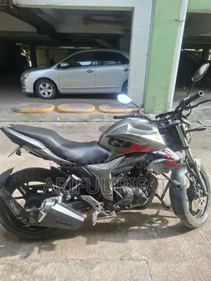 সুজুকি গিক্সার ২০১৬ গ্রে