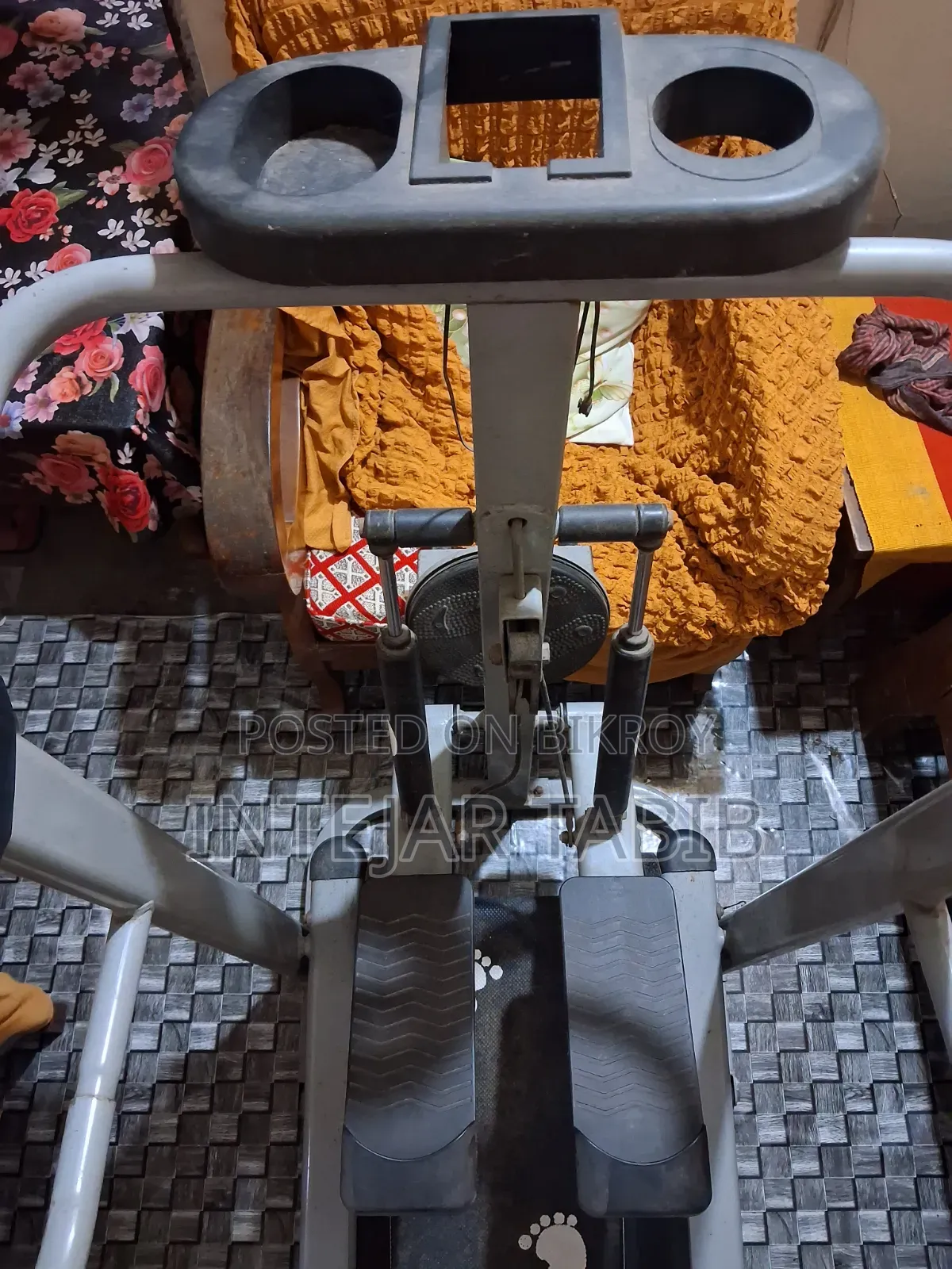 Treadmill (Analog)