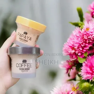 হোয়াইটনিং স্ক্রাব