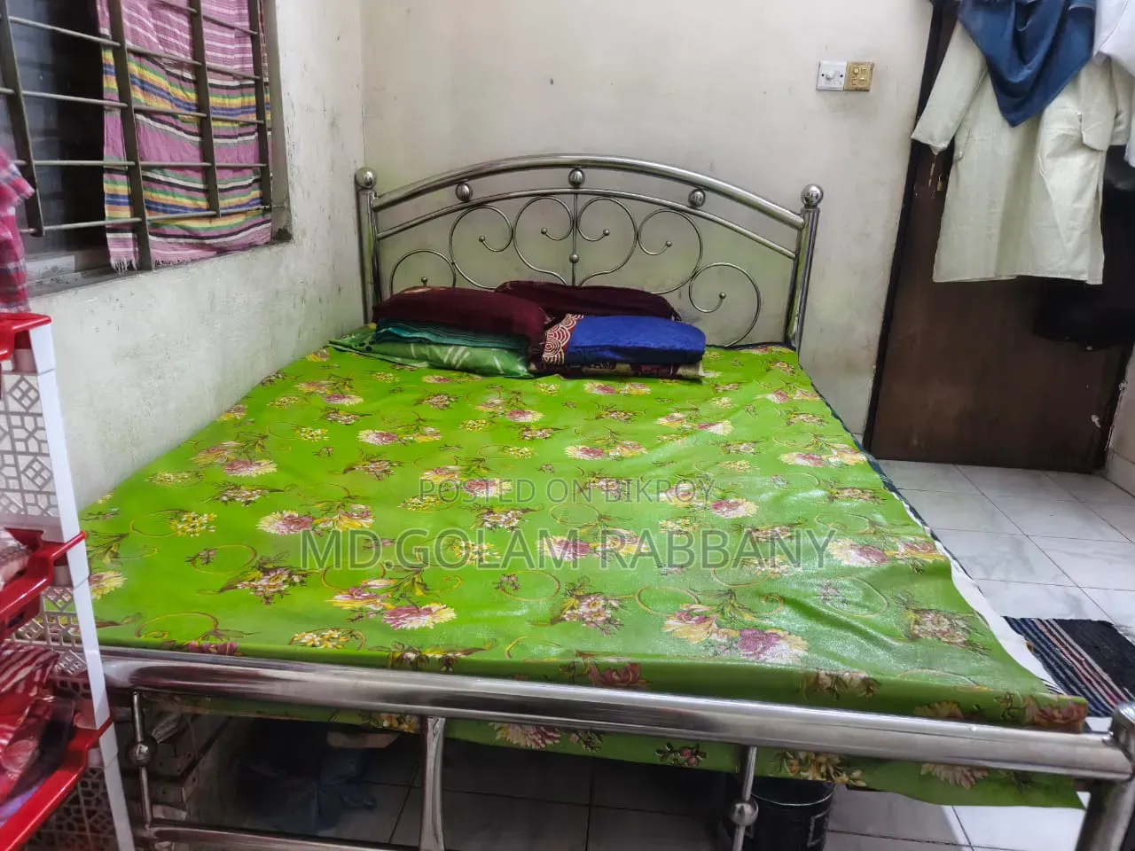 Ss খাট বিক্রি হবে 5/7 ফিট
