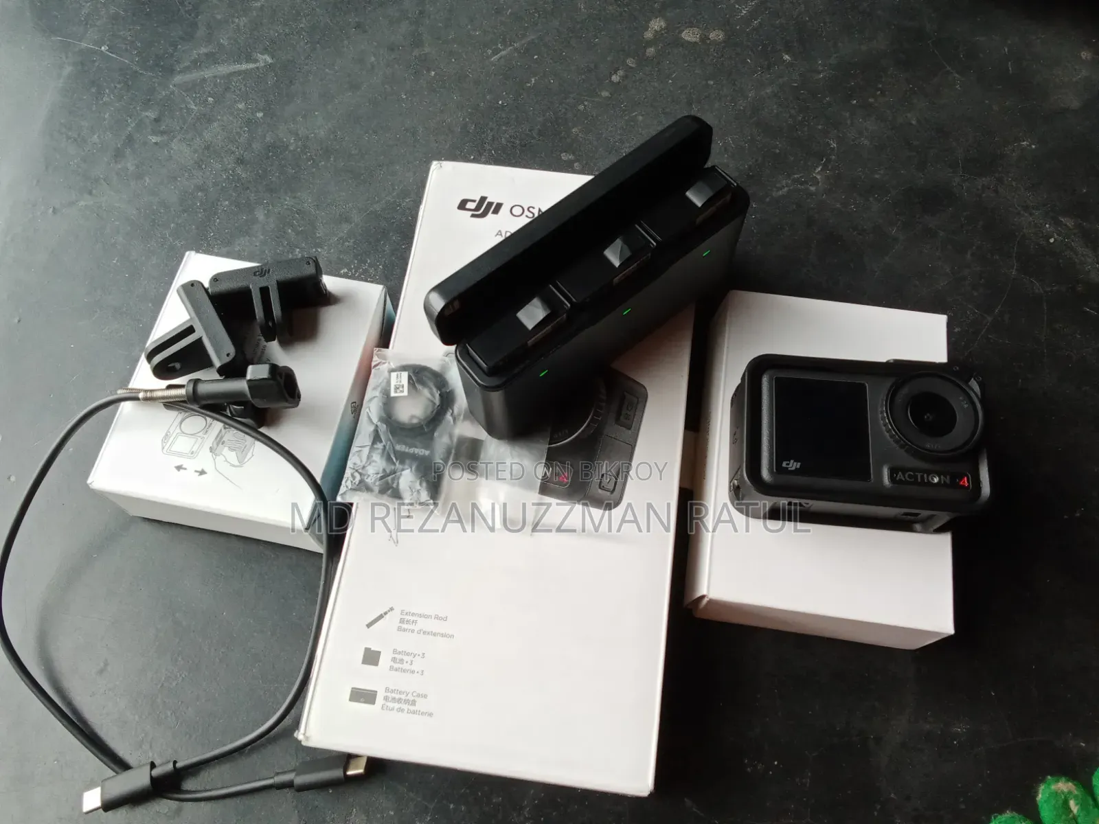 DJI Action 4 Adventure Combo