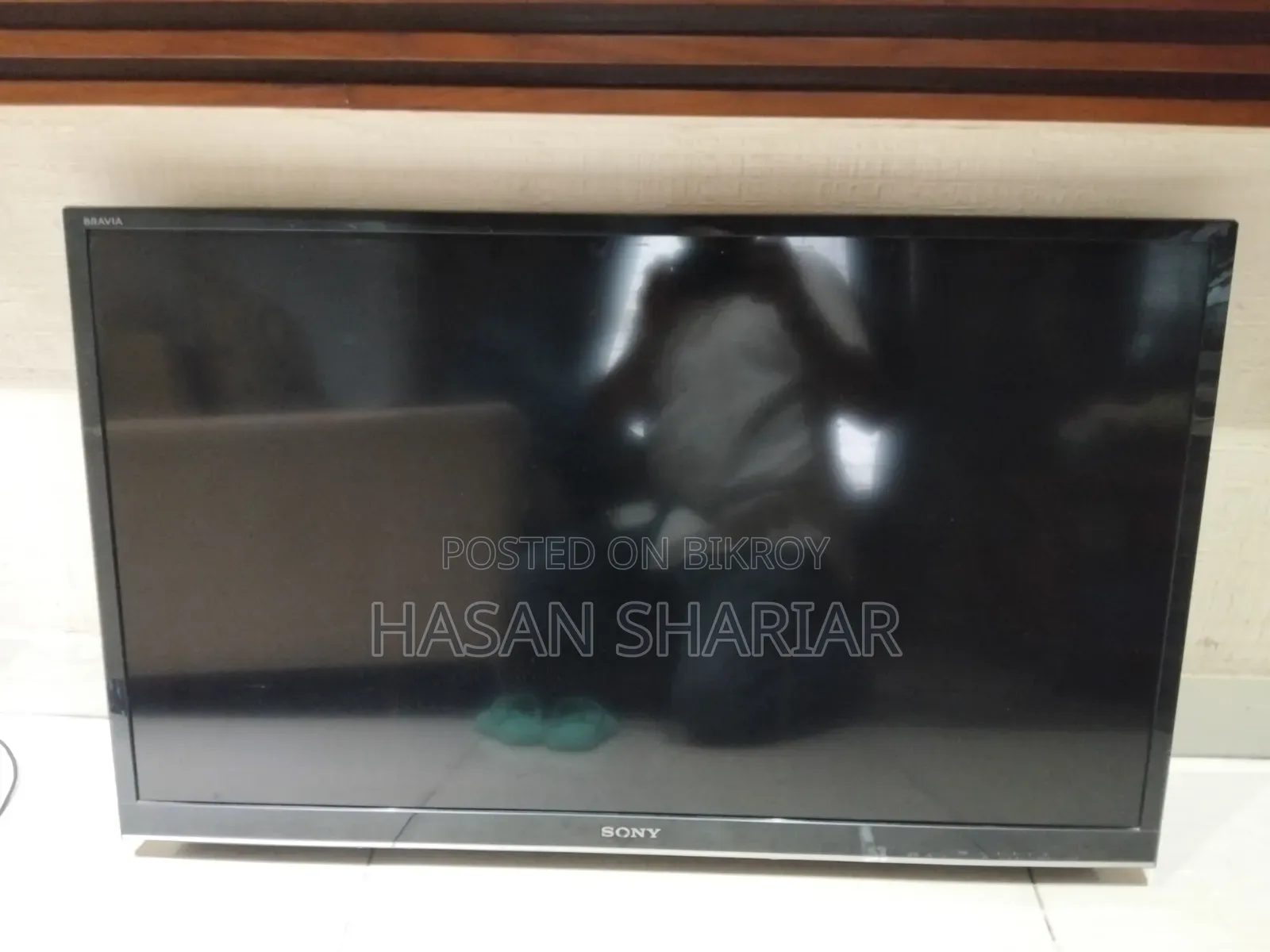Sony Bravia KLV-40EX430 40-Inch LCD TV
