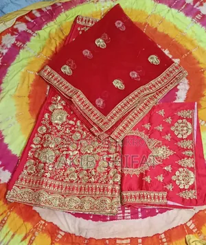 লেহেংগা বিক্রি হবে।