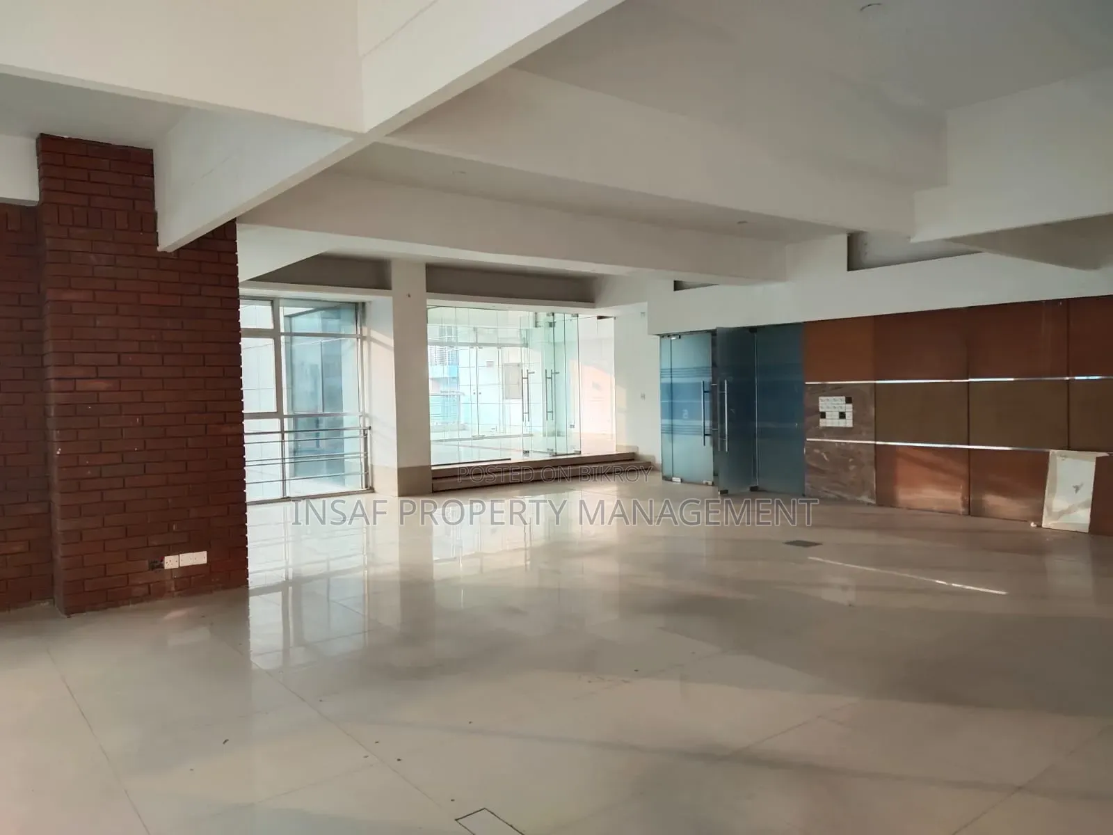 2900 Sqft Open Office Space For Rent Gulshan 1 Lake View Nice Space