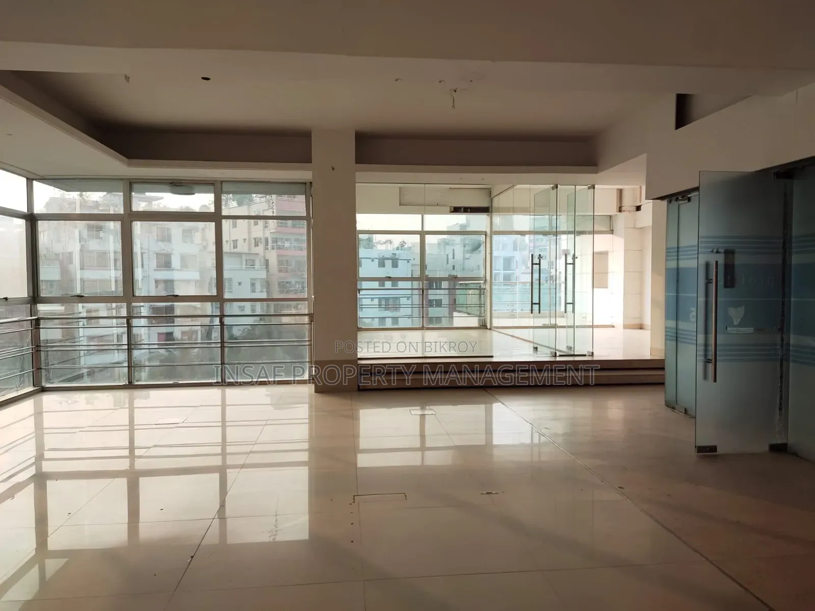 2900 Sqft Open Office Space For Rent Gulshan 1 Lake View Nice Space