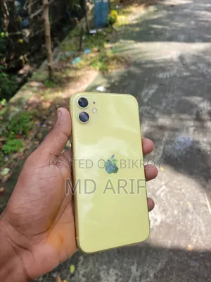 অ্যাপল আইফোন ১১ ৬৪ জিবি হলুদ