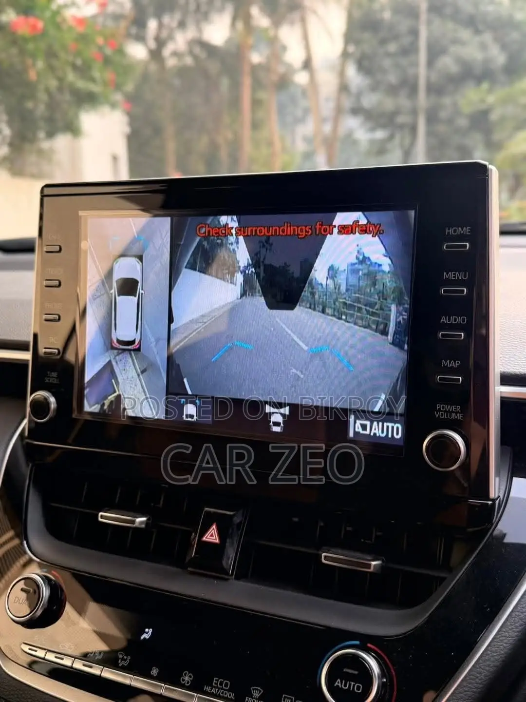 Toyota Corolla Cross 1.8 Hybrid AWD 2021 Pearl