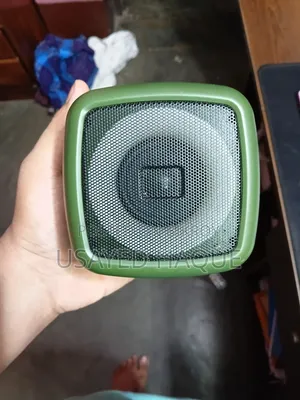Speaker RVB