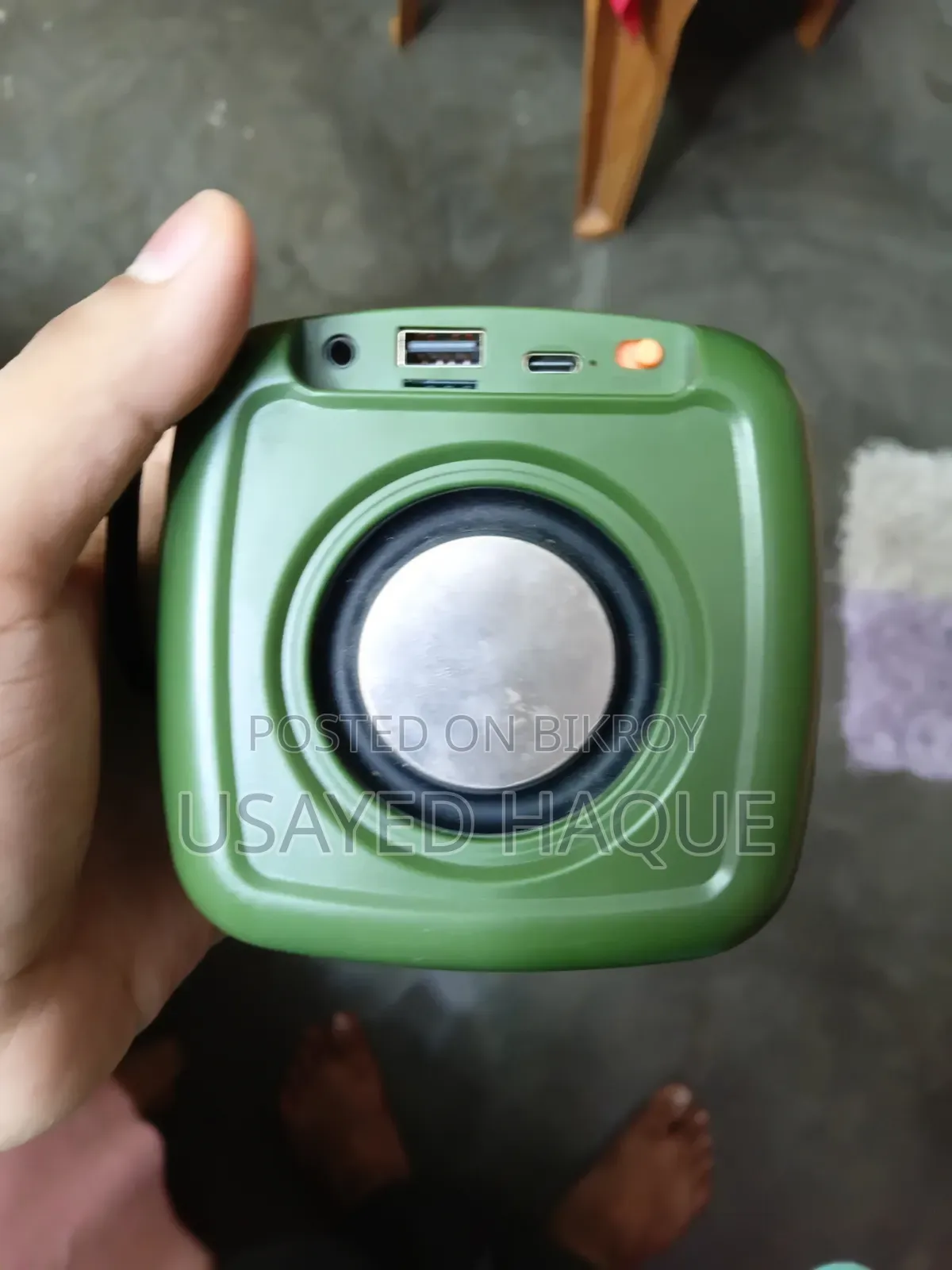 Speaker RVB