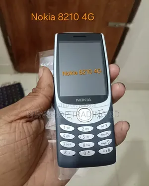 New Nokia 8210 4G Black